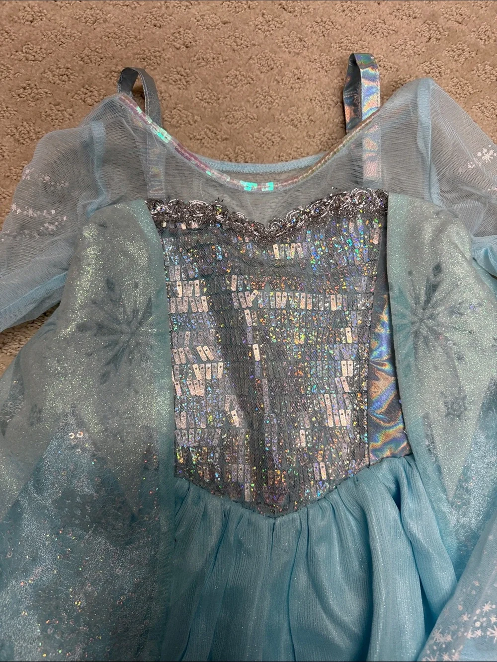 Disney Elsa Dress from Bibbidi Bobbidi Boutique @ Disneyland - Picture 2 of 5